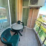 'oasis' Apartment, Nessebar