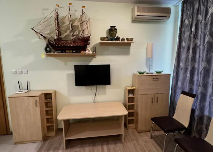 Апартаменты 'oasis' Apartment, Nessebar